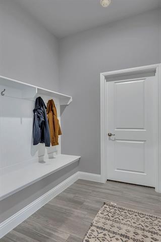 Building Photo - 1000 Westwood Ln