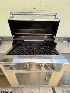 Building Photo - 4104 SW 15th Ave