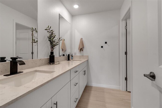 Building Photo - 11924 Blue Diamond Trl