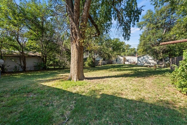 Building Photo - Coming soon!