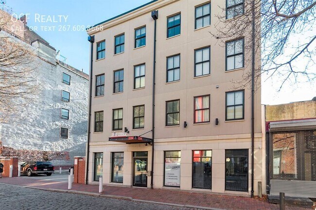 Building Photo - 224 Church St