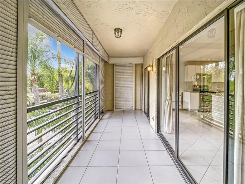 Building Photo - 6342 Longboat Ln W