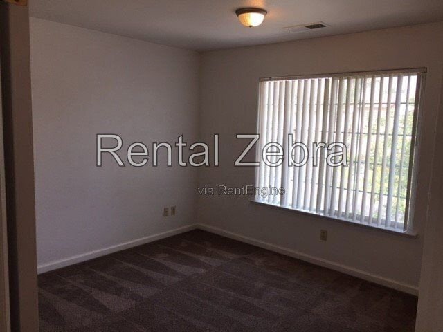 Building Photo - 2935 Willowbrook Dr