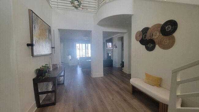 Building Photo - 3701 Parterre Ct