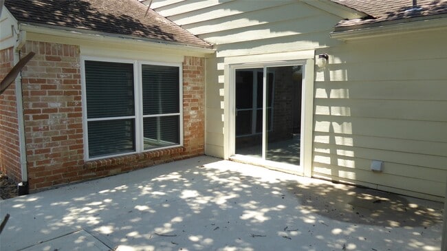 Building Photo - 11407 Briar Rose Dr