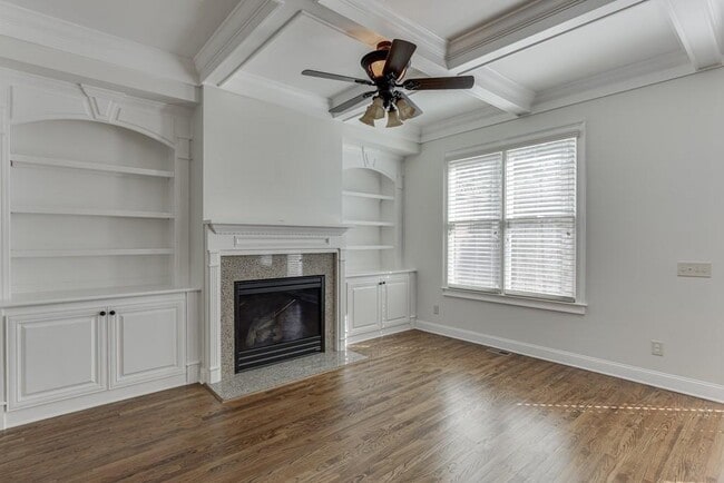 Building Photo - 6925 Fellowship Ln