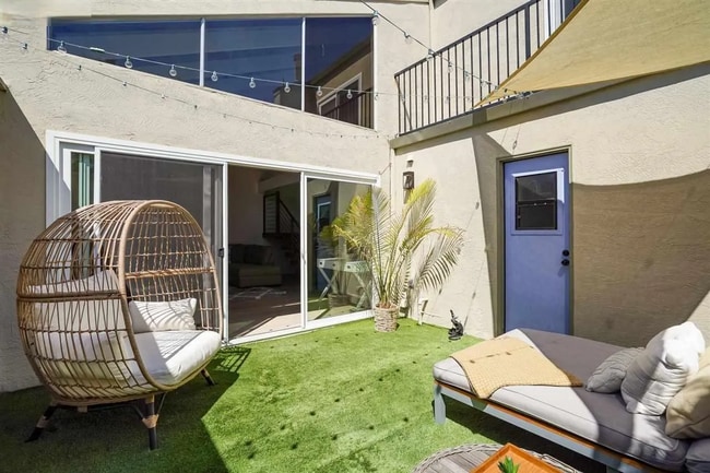 Building Photo - Spacious 1,550 Sq Ft Townhome | 2-Car Garage & High Ceilings w/ Exposed Beams