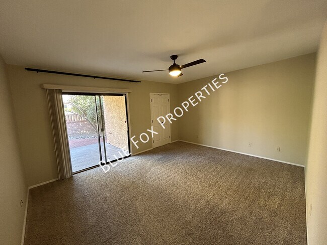 Building Photo - 6601 E Vía Cedri