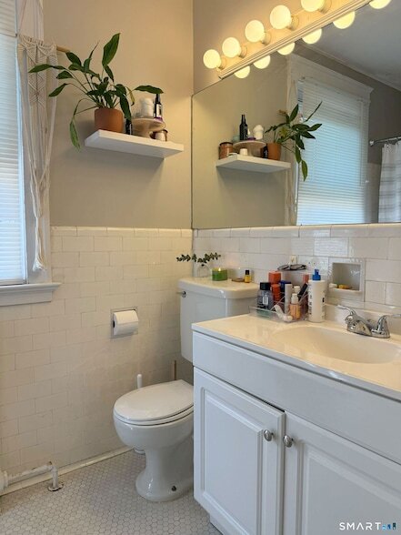 Building Photo - 804 Edgewood Ave