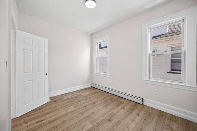 Bedroom (2) - 129 Banta Ave