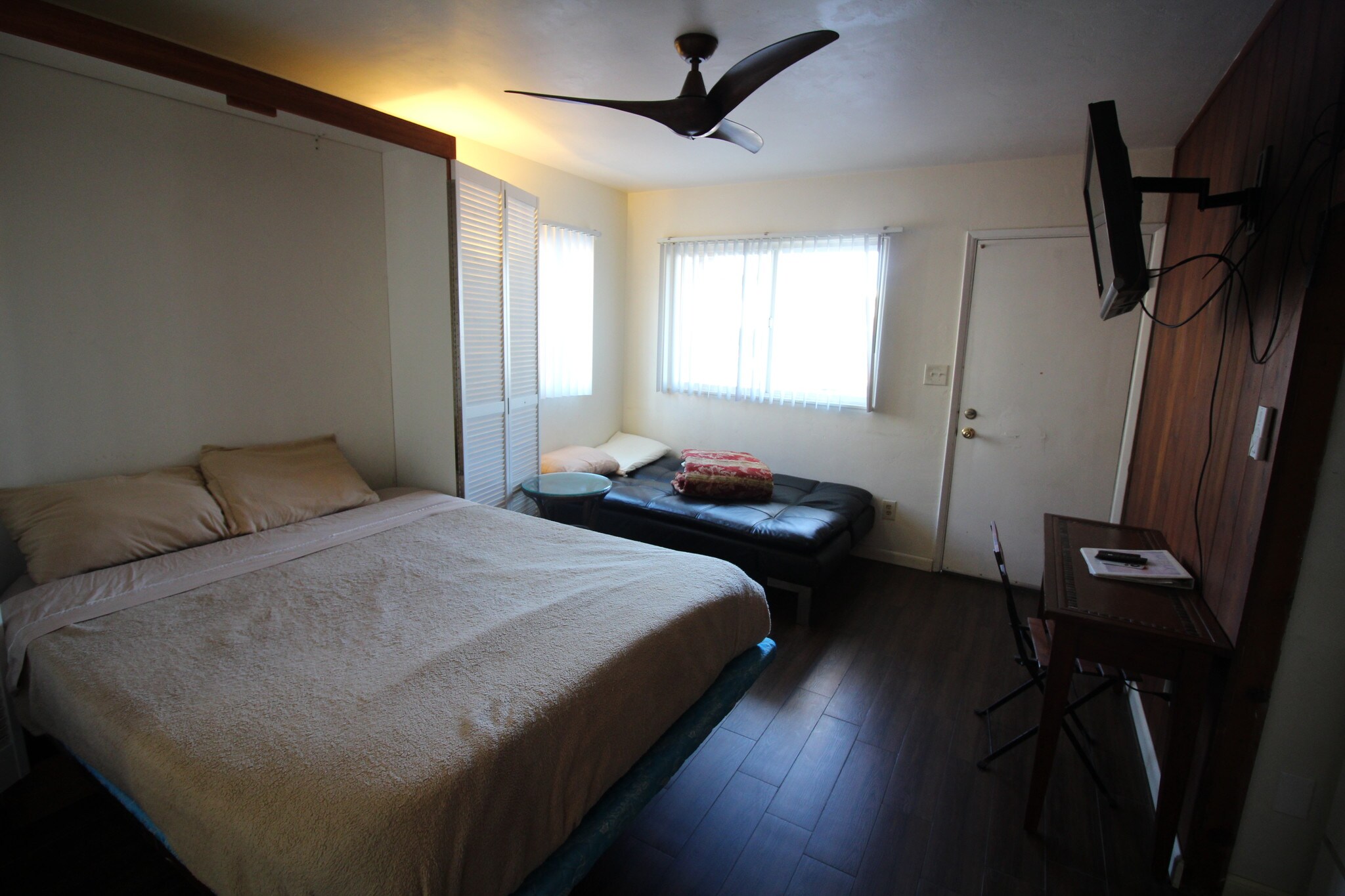 Building Photo - 2826 Mission Blvd