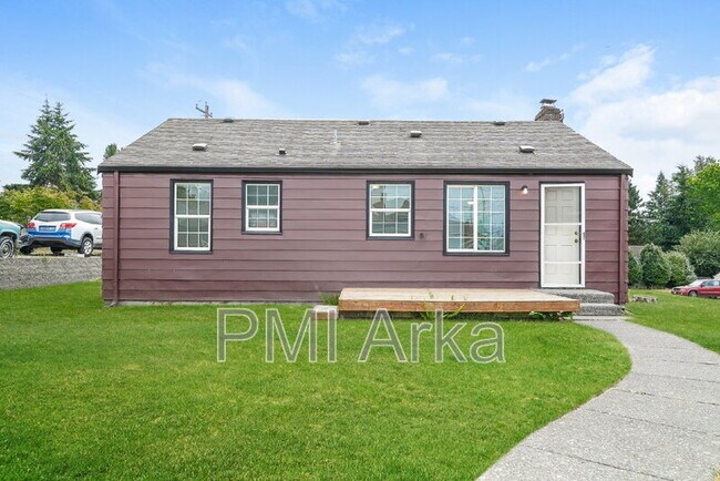 Building Photo - 7306 S 115th St