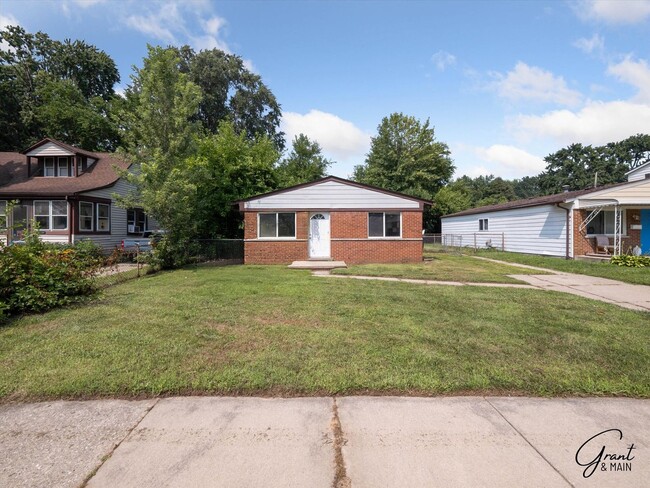 Primary Photo - $1400 3 bedroom ranch
