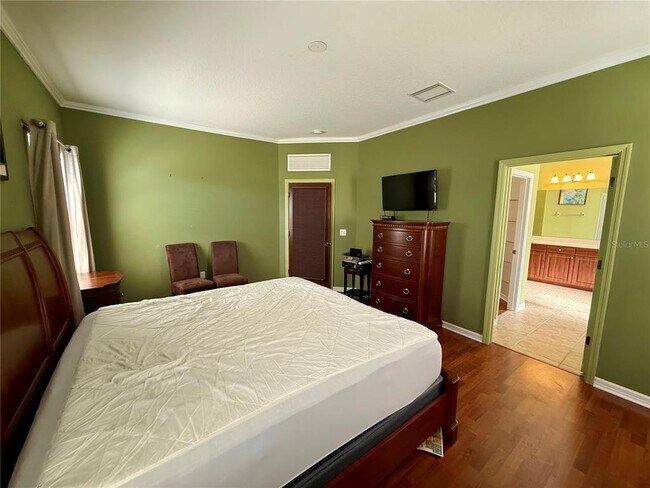 Building Photo - 6222 45th Ln E