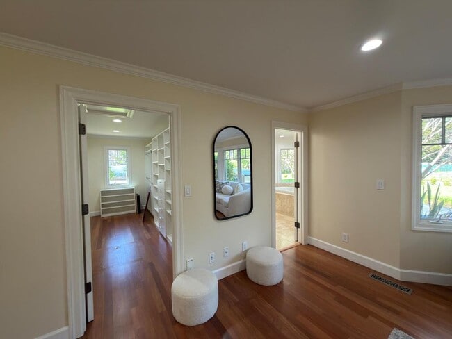 Building Photo - 2 Callado Way