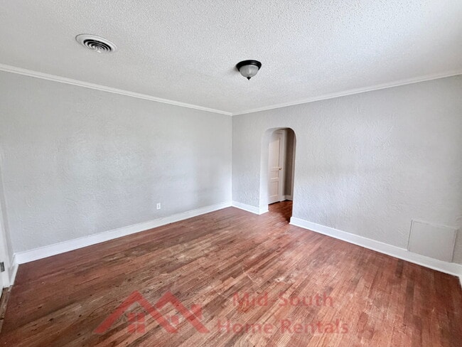 Building Photo - 1379 Ferguson Rd
