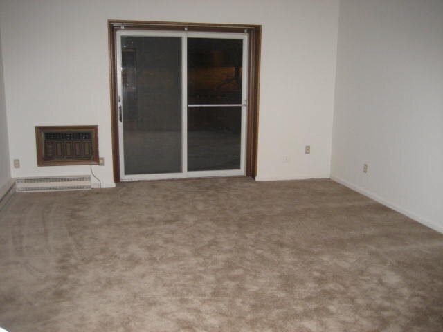 Building Photo - Crestwood Apartments