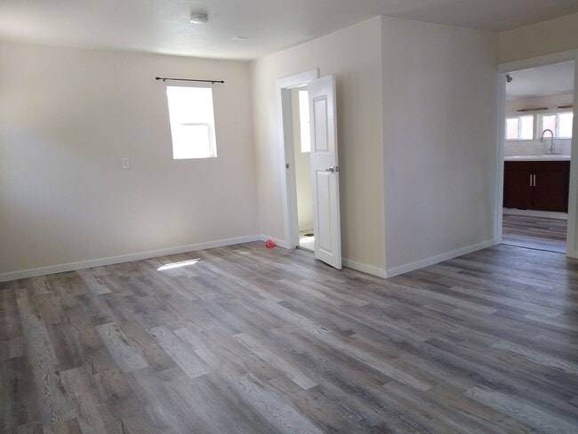 Building Photo - 1590 Tamarac St