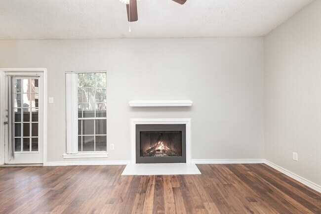 Building Photo - 3639 W Northgate Dr