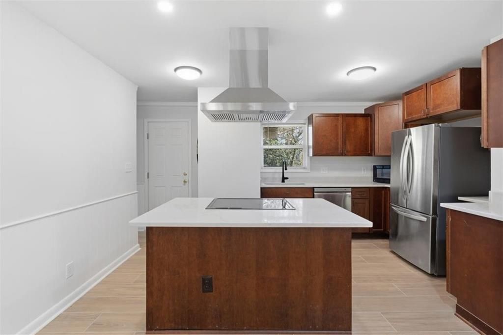 Building Photo - 2815 Carolyn Dr