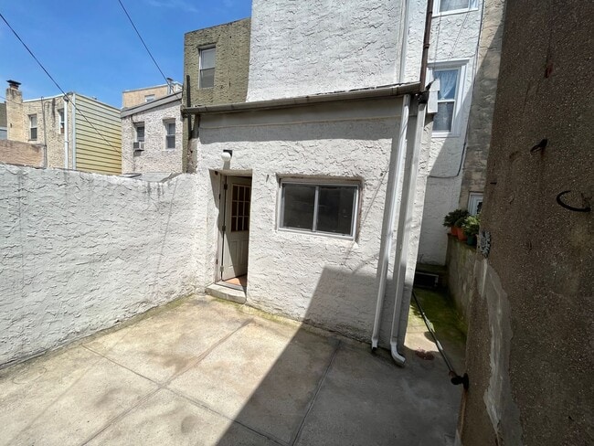 Building Photo - 3 Bedroom Townhouse in Bella Vista