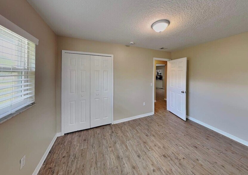 Building Photo - 8141 Caraway Dr