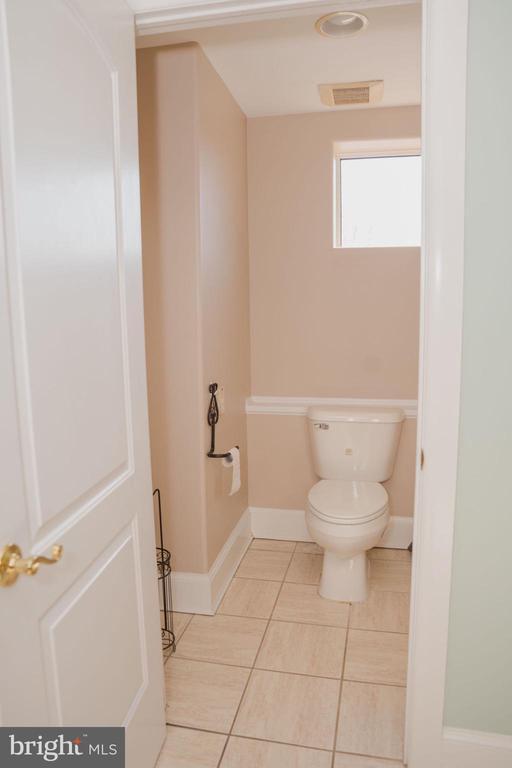 Building Photo - 6902 Tower of London Dr