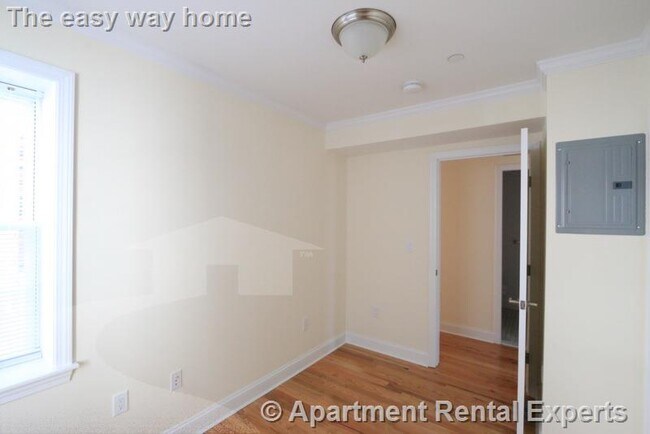 Building Photo - 55 Langdon St