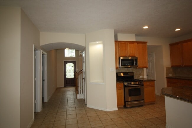 Building Photo - 7031 Thistlewood Park Ct