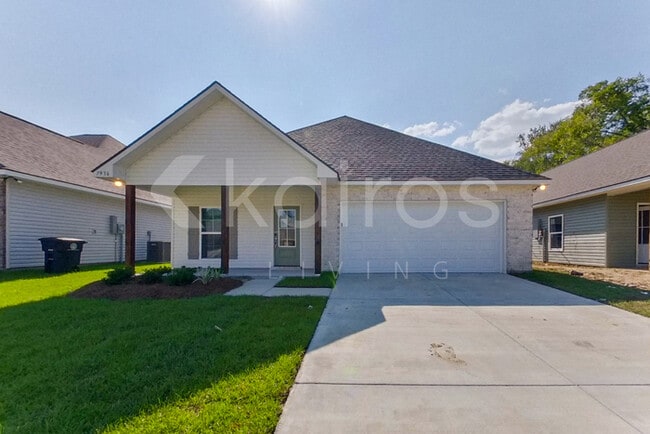Building Photo - 7936 S Hendrick Dr