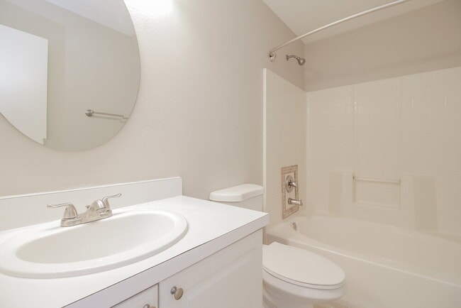 Building Photo - 2459 Parsons Pond Cir