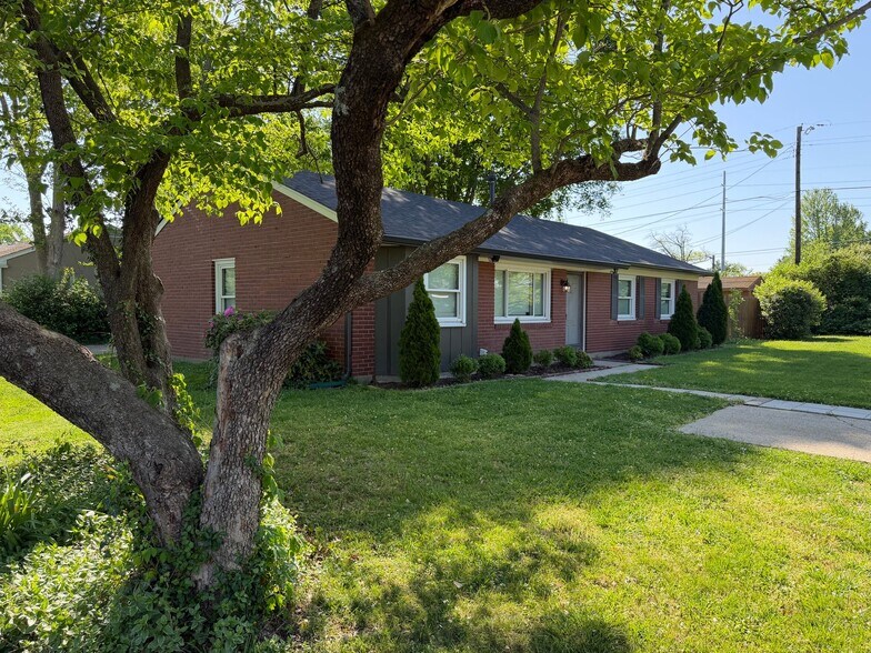 Building Photo - 2005 Keeneland Blvd