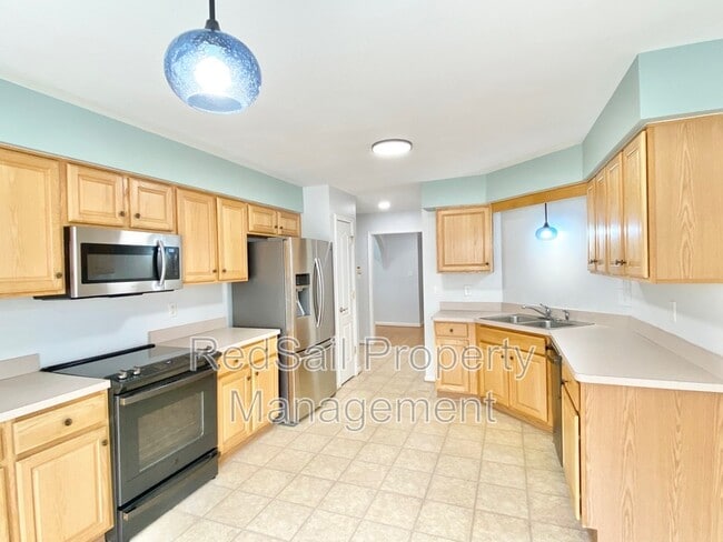 Building Photo - 5800 Montpelier Dr