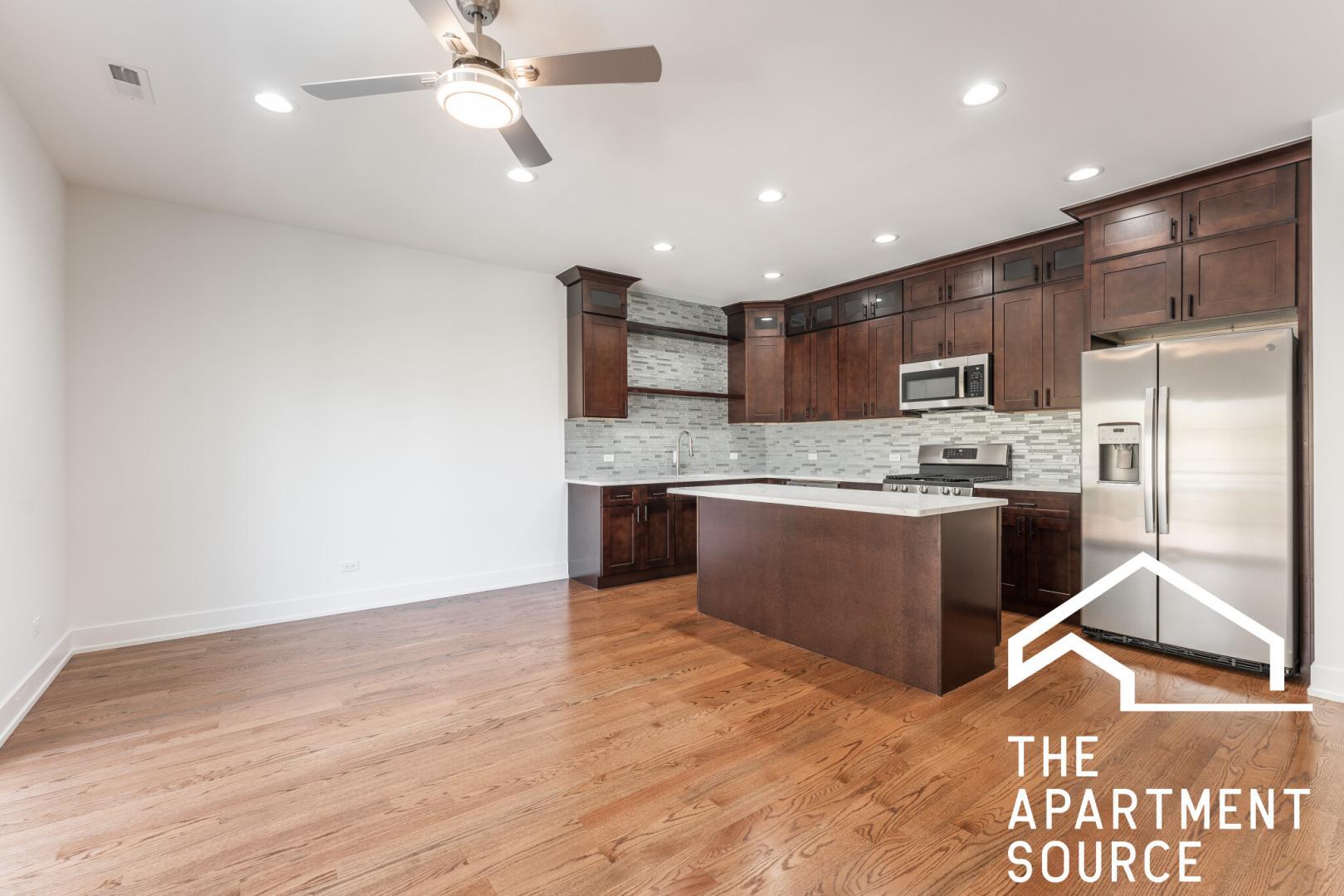 Building Photo - 3329 N Avers Ave