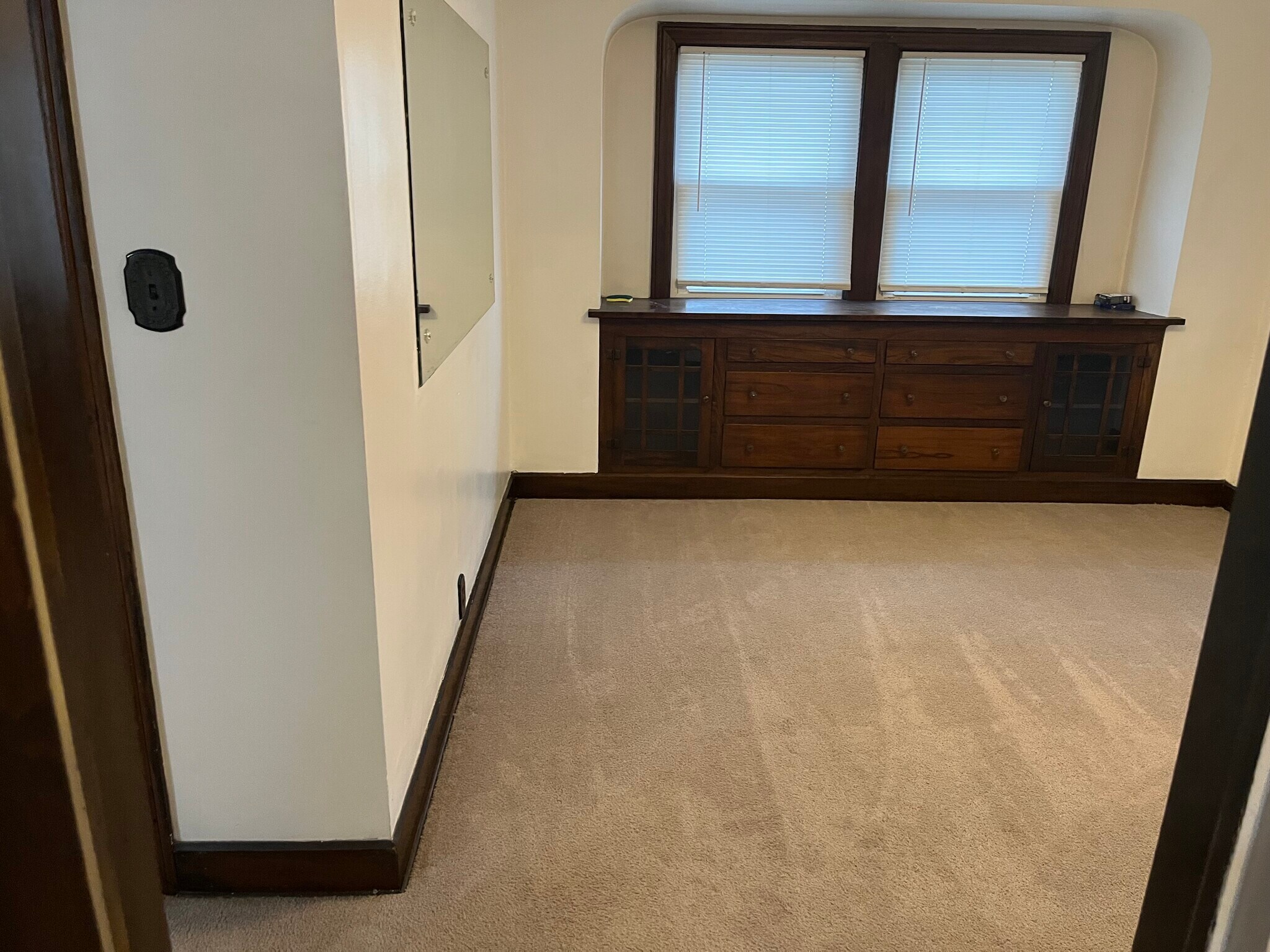 Building Photo - 1479 Canadian Ave