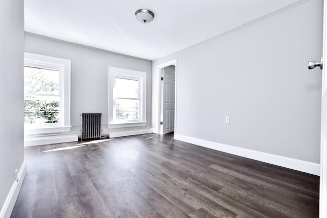 Building Photo - 507 Palisade Ave