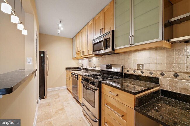 Building Photo - 4242 East-West Hwy