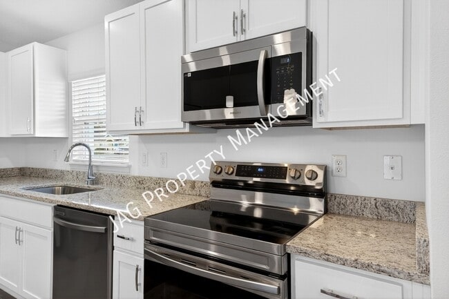 Building Photo - 251 Vin Rose Cir SE