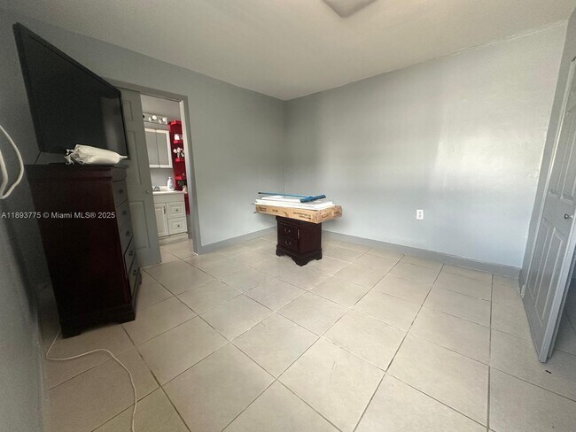 Building Photo - 4361 SW 3rd St