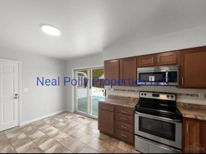 Building Photo - 6 Twinbrook Dr