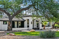 Building Photo - 6732 E San Juan Ave