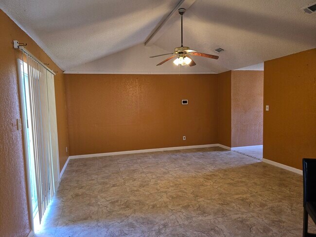 Building Photo - 7218 Oriole St