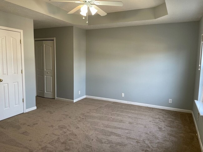 Building Photo - Great Home in Lake Forest! Coming Soon!