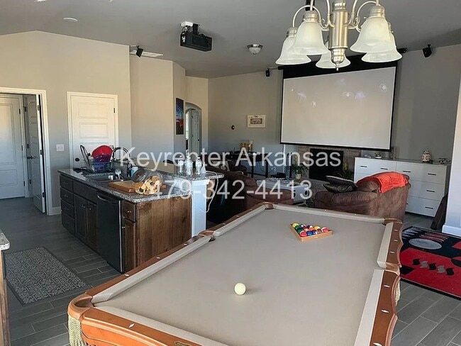 Building Photo - 530 Arkansas Black