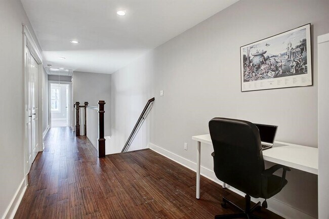 Building Photo - 3903 Hain St