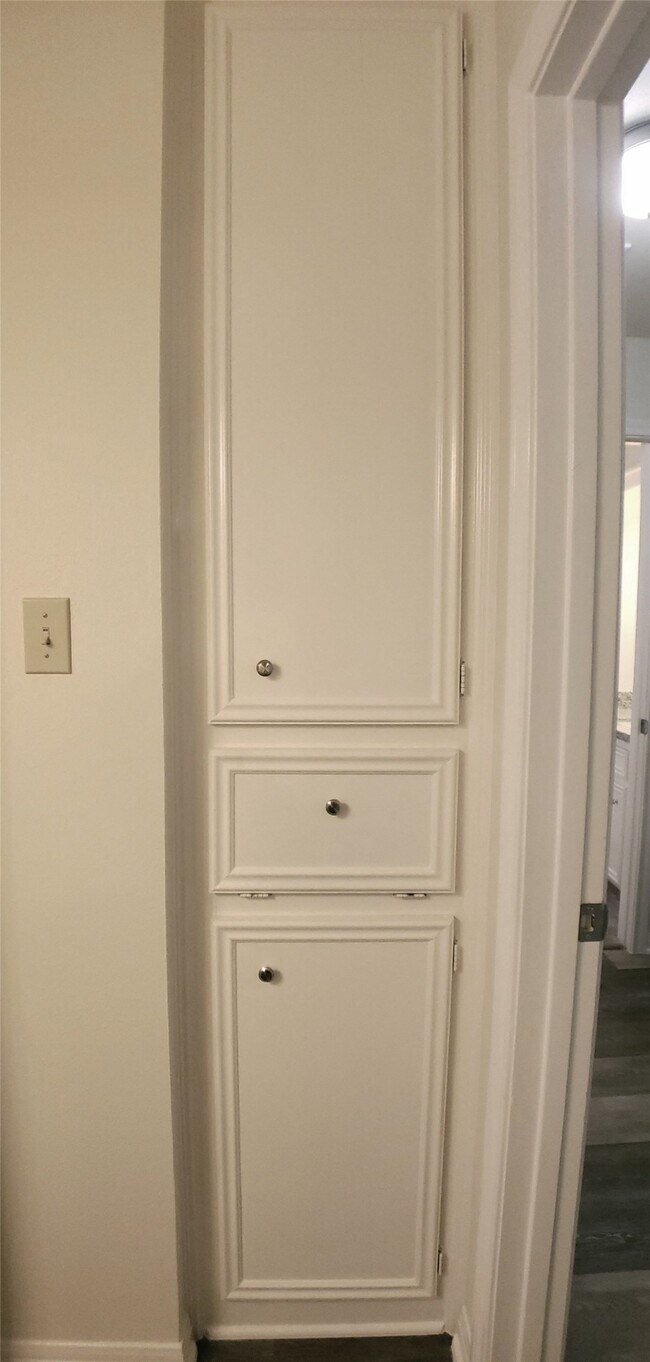 Building Photo - 6607 Tournament Dr