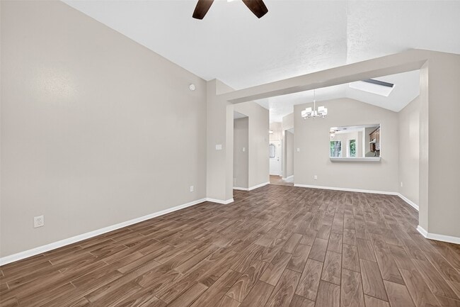 Building Photo - 22938 Sugar Bear Dr