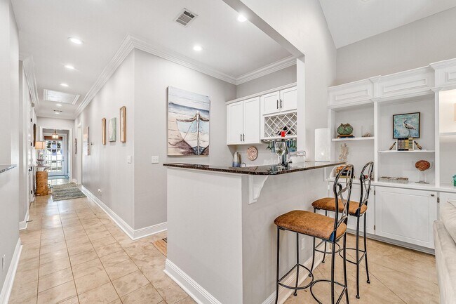 Building Photo - 51 Rue Caribe