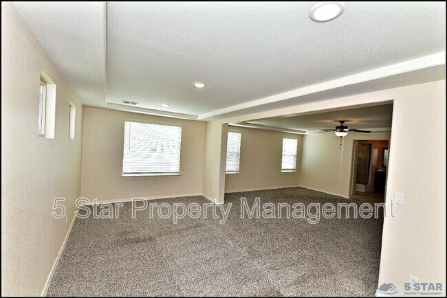 Building Photo - 2840 Tierra De Moyo Pl