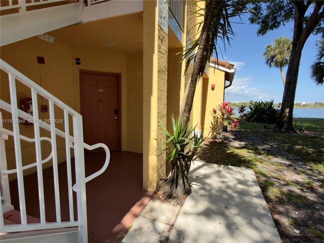 Building Photo - 2647 NW 33rd St